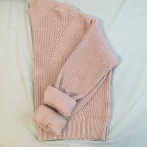 Kendall & Kylie sweater- L